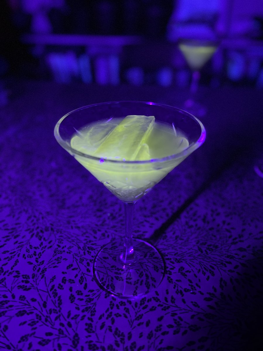 Gedistilleerd Gedemineraliseerd Gezuiverd Water